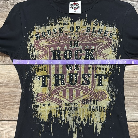 House of Blues In Rock We Trust Fitted Women’s Tee Small - Picture 7 of 8